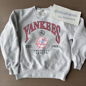 Vintage New York Yankees Baseball Sweatshirt New York Yankees MLB Clothing